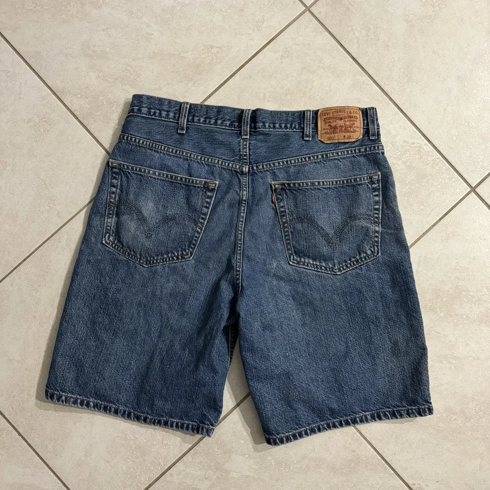 Levis 550 Jean Shorts Mens 38 Blue‎ Medium Wash Denim Skater Grunge 10
